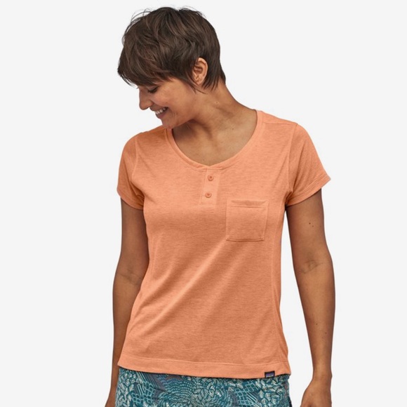 Patagonia Tops - Patagonia Henley Women’s Medium